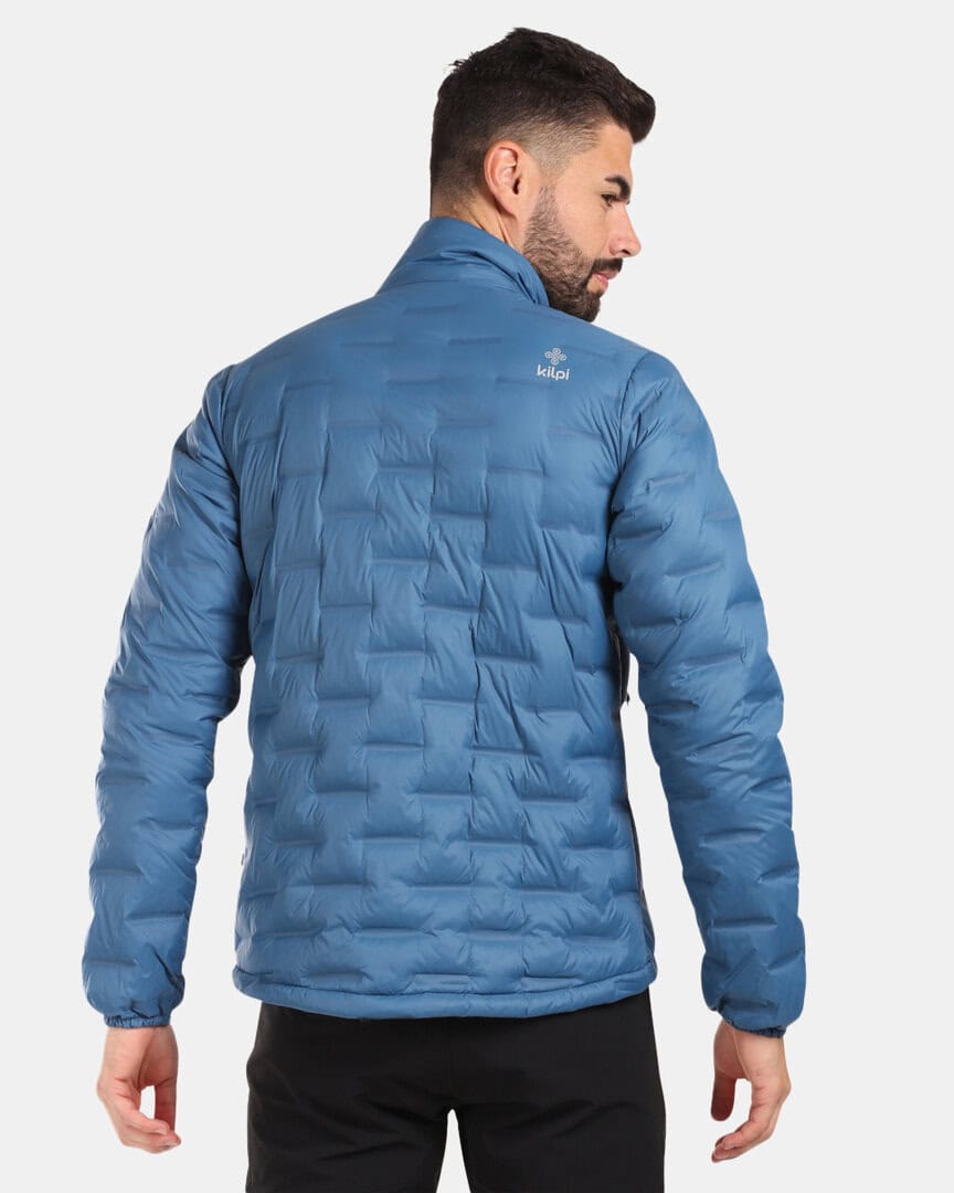 Плътно синьо зимно яке за мъже, подходящо за спорт и outdoor активности. Лека топлина и комфорт.