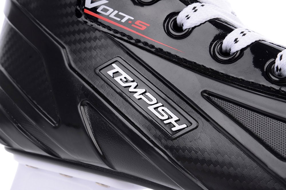 Изключителни спортни маратонки Tewingshi Volt-S с устойчив дизайн.