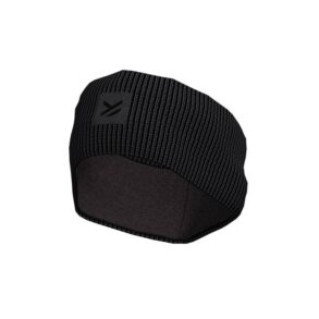 Черна спортна шапка с лого за мъже и жени, подходяща за тренировки и outdoor активности.