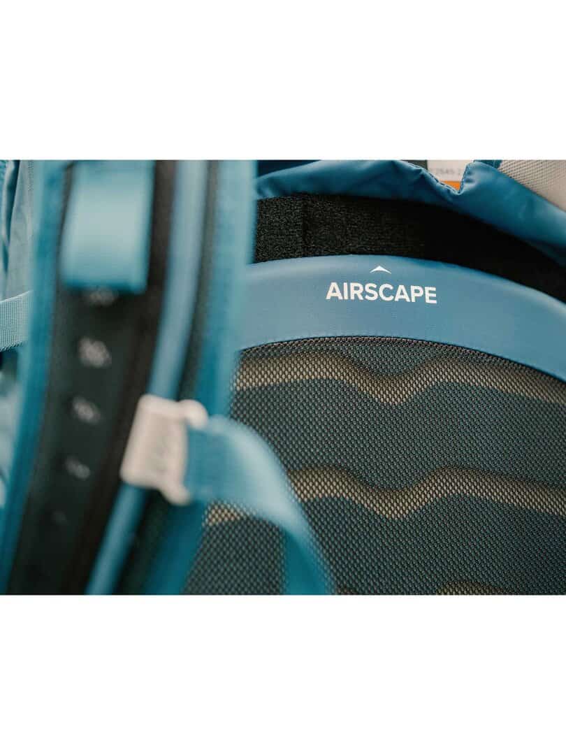 Спортна раница Airscape с удобен дизайн и здрави материали.
