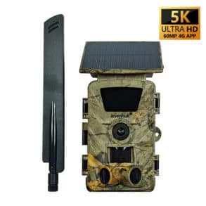 Камера за дивеч с 5K Ultra HD и соларен панел за дълготрайна работа.