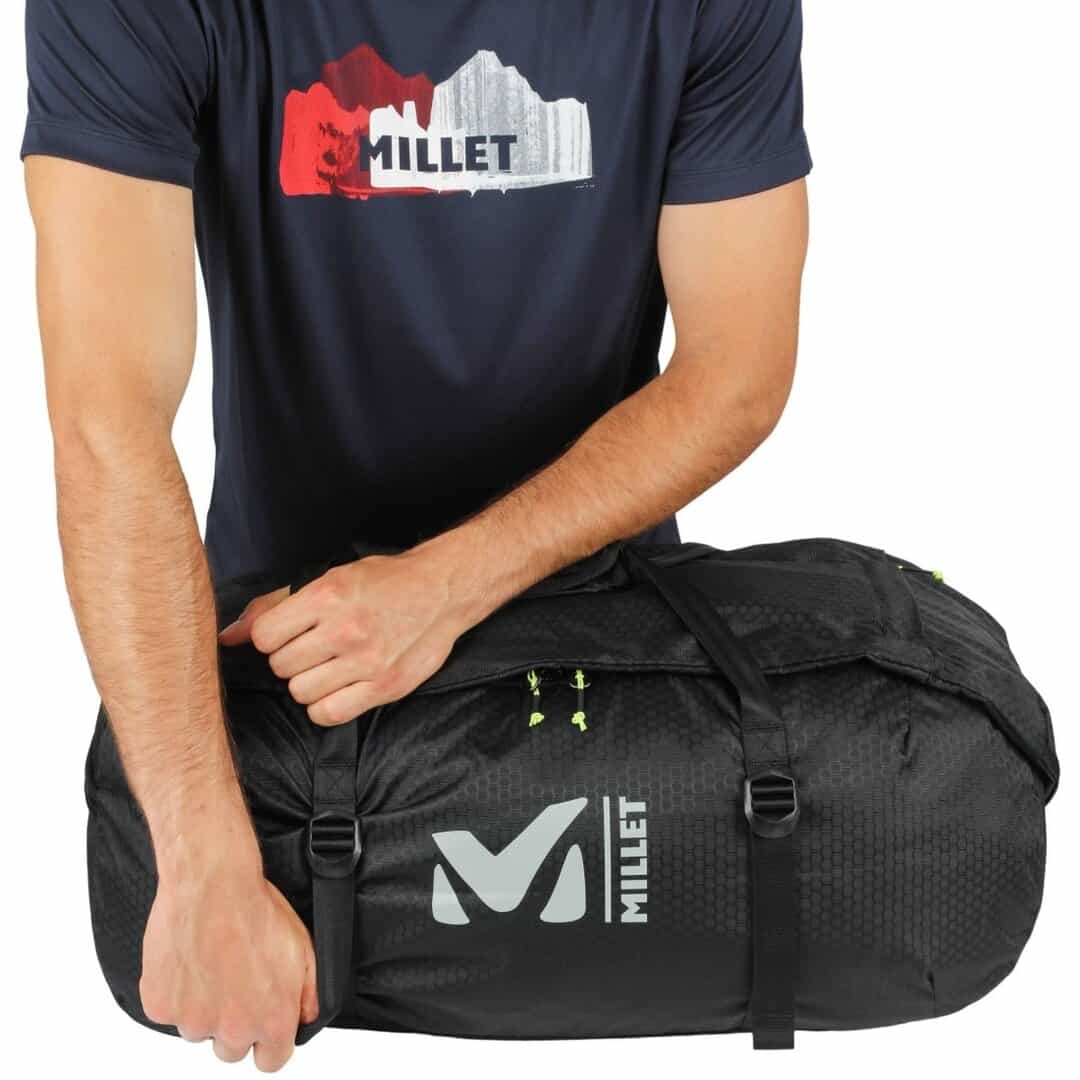 Спортна чанта Millet за пътуване и тренировки, черна.