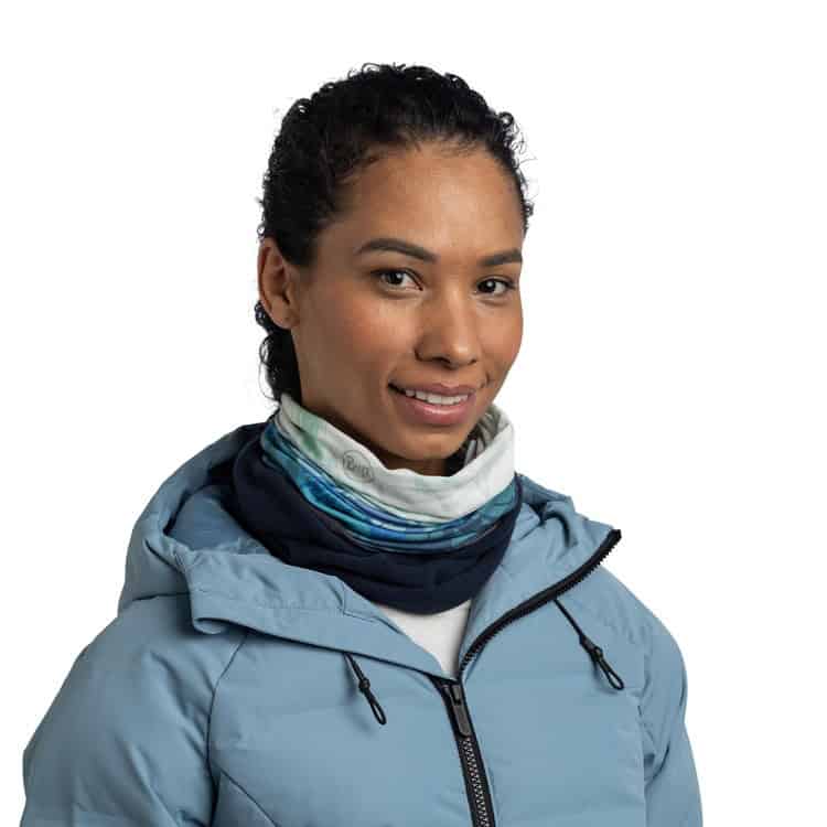 Спортна екипировка за жени, подходяща за зимни спортове и outdoor активности. Високо качество и комф.