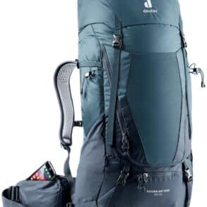 Туристическа раница Deuter Futura за планински преходи и туризъм.