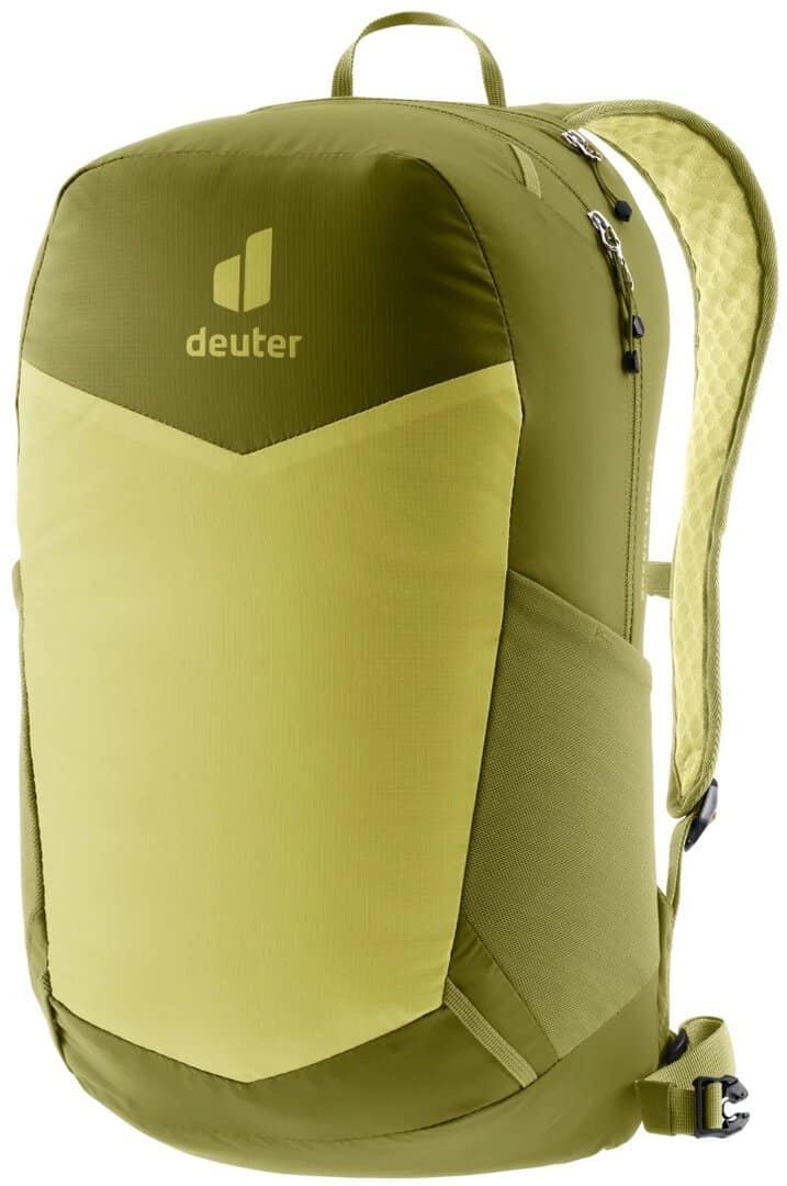 Туристическа раница Deuter за пътуване и спорт, зелена.