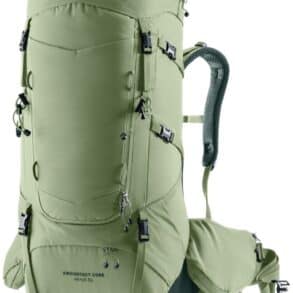 Голяма туристическа раница Deuter Aircontact за планински преходи.