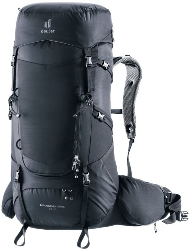Черна туристическа раница Deuter Aircontact за планински преходи.