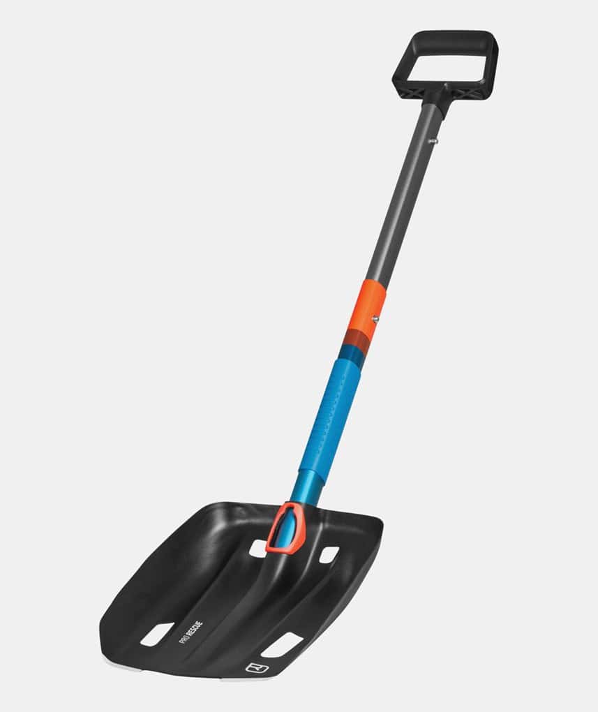 Лавинна лопата Ortovox Shovel Pro Rescue за спасяване при лавини.