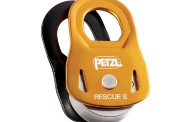 Катарама за катерачи Petzl Rescue S за безопасност и спасяване.