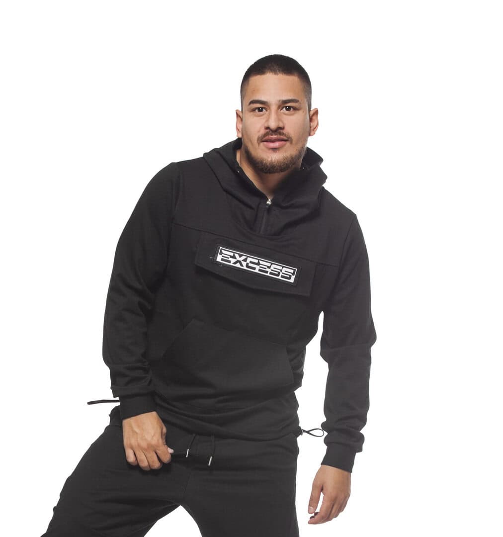 Мъжка блуза Excess Black с логото, подходяща за спорт и ежедневна употреба.